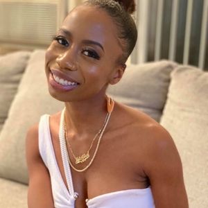 Meet your Posher, Nakeisha